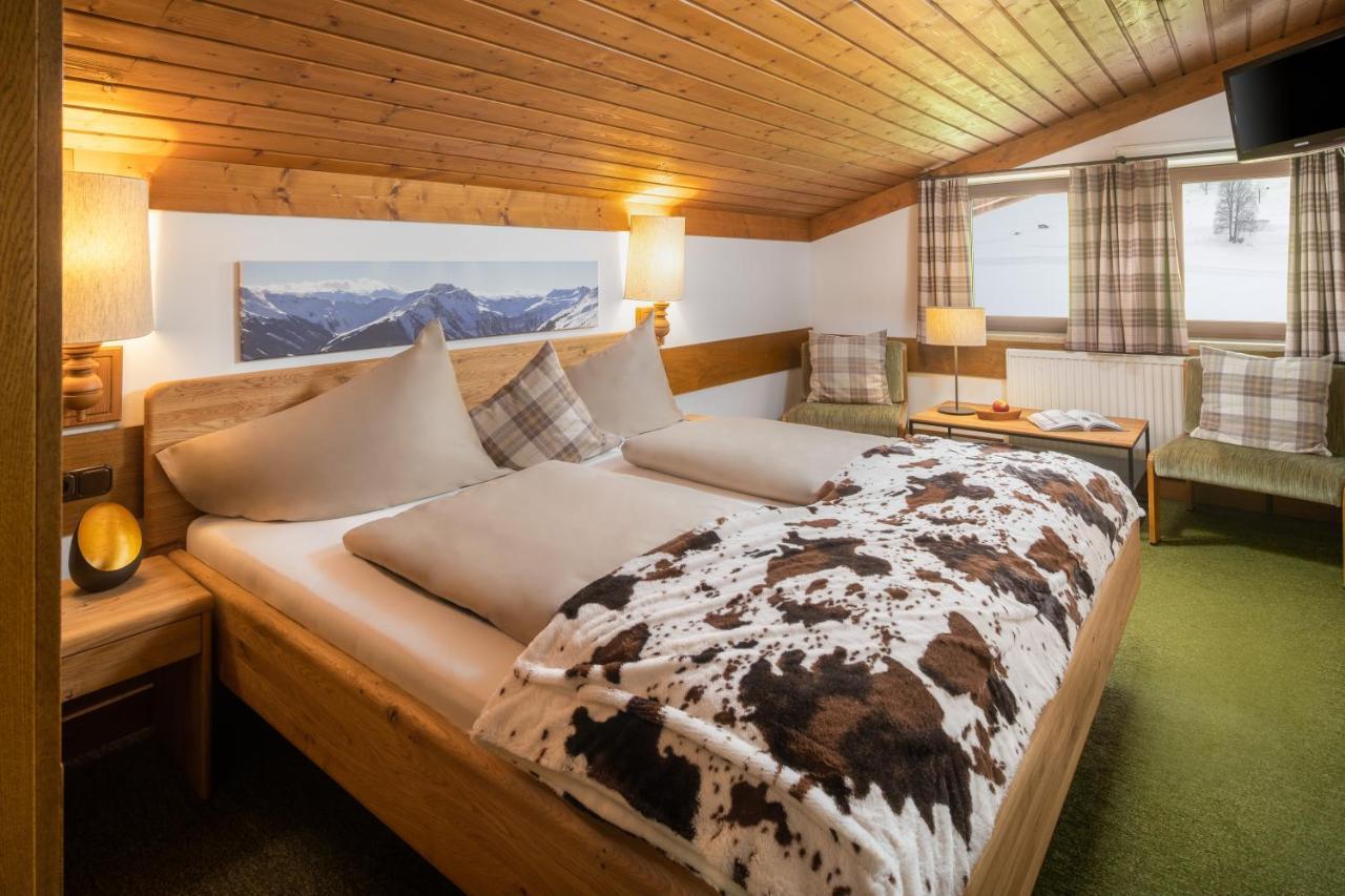 Hotel-Pension Schattberg Saalbach-Hinterglemm Exterior foto